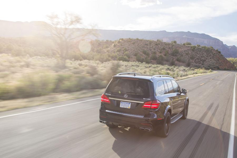  Mercedes-AMG GLS63 4Matic 2016 года  (US) (фото 7 из 30)